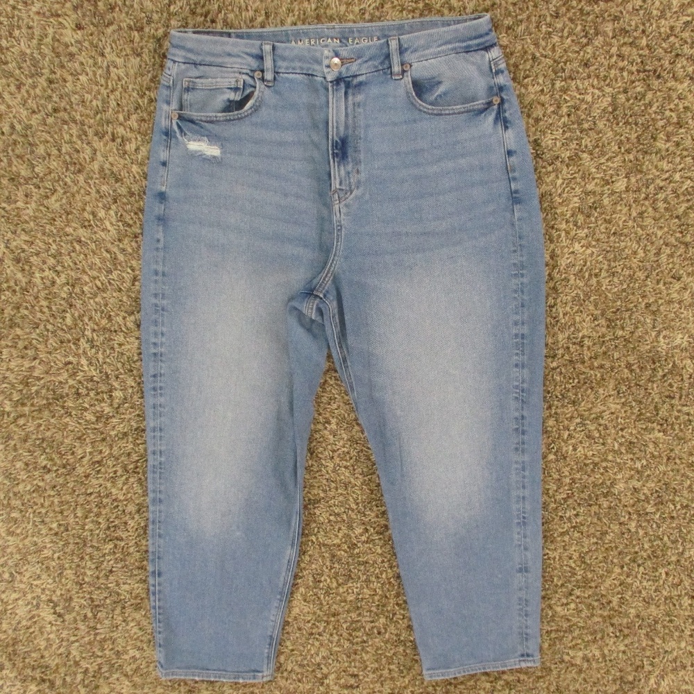 American Eagle Jeans Women 14 Short Light Wash Curvy Mom High Rise Stretch Denim